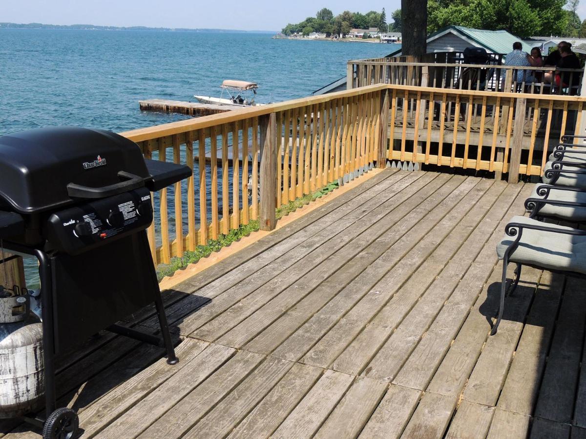 Angel Rock Waterfront Cottages Cape Vincent Bagian luar foto
