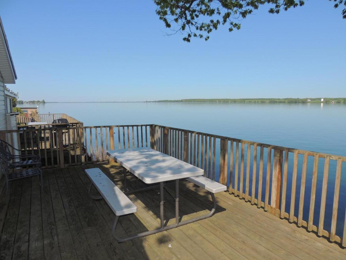 Angel Rock Waterfront Cottages Cape Vincent Bagian luar foto