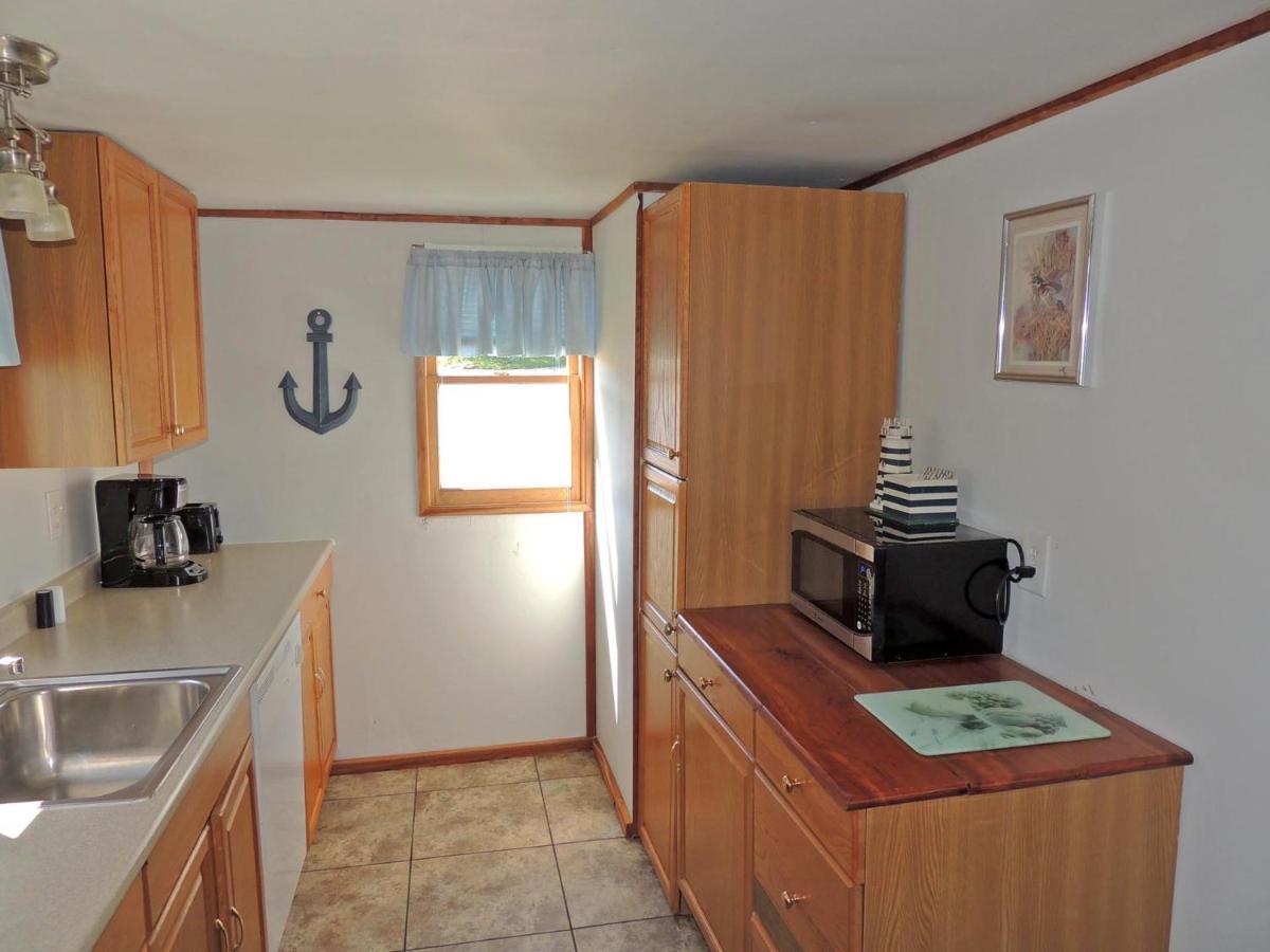 Angel Rock Waterfront Cottages Cape Vincent Bagian luar foto