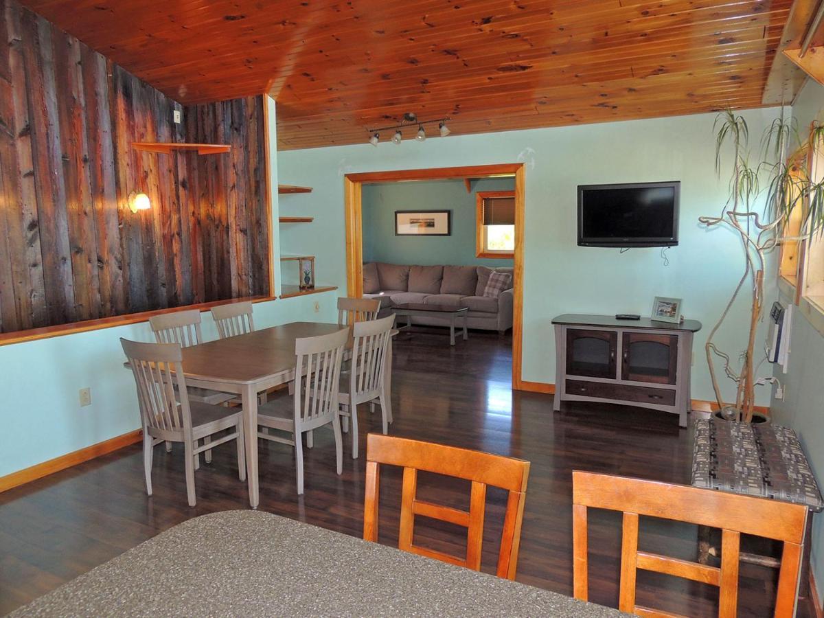 Angel Rock Waterfront Cottages Cape Vincent Bagian luar foto