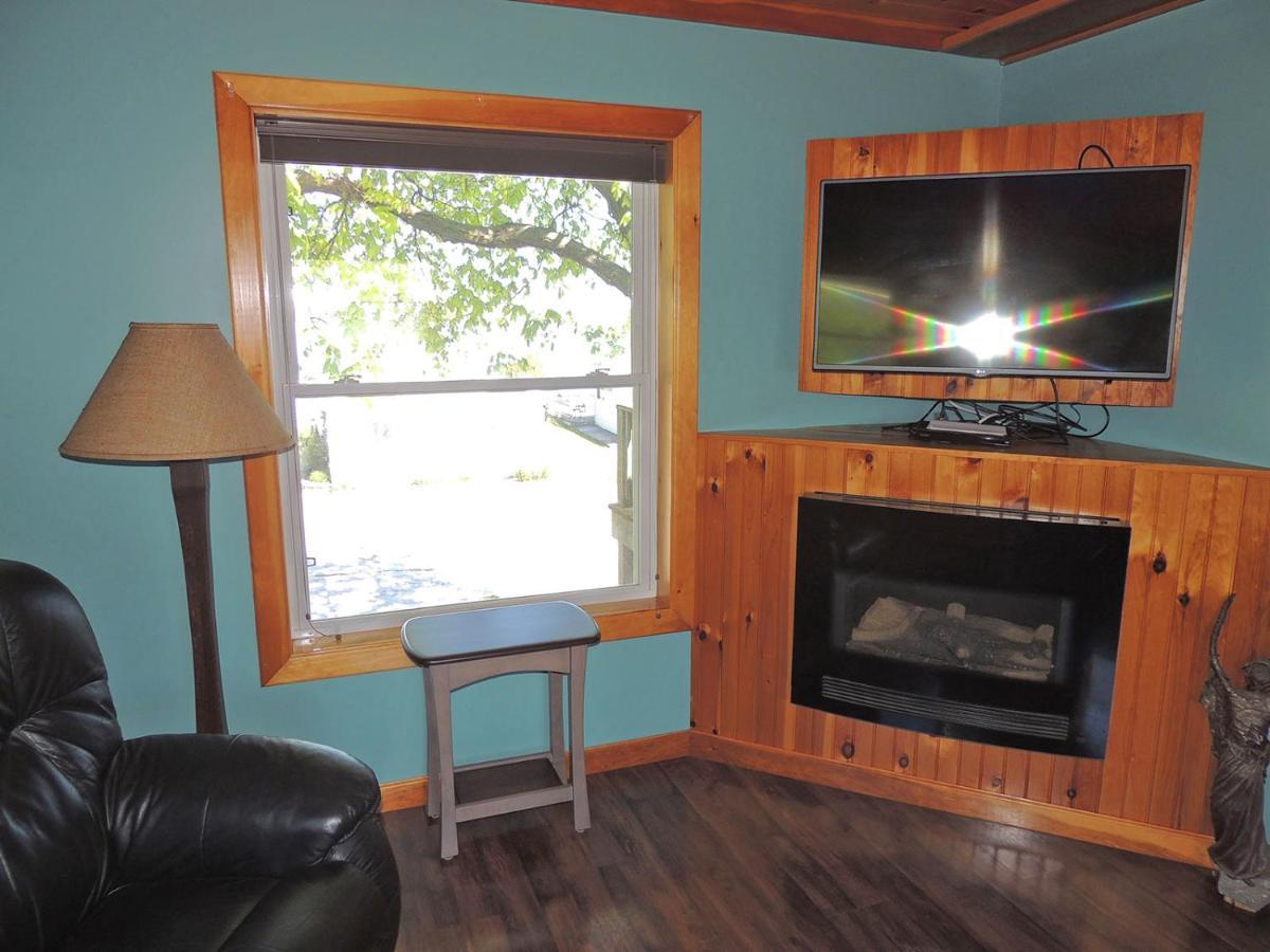 Angel Rock Waterfront Cottages Cape Vincent Bagian luar foto