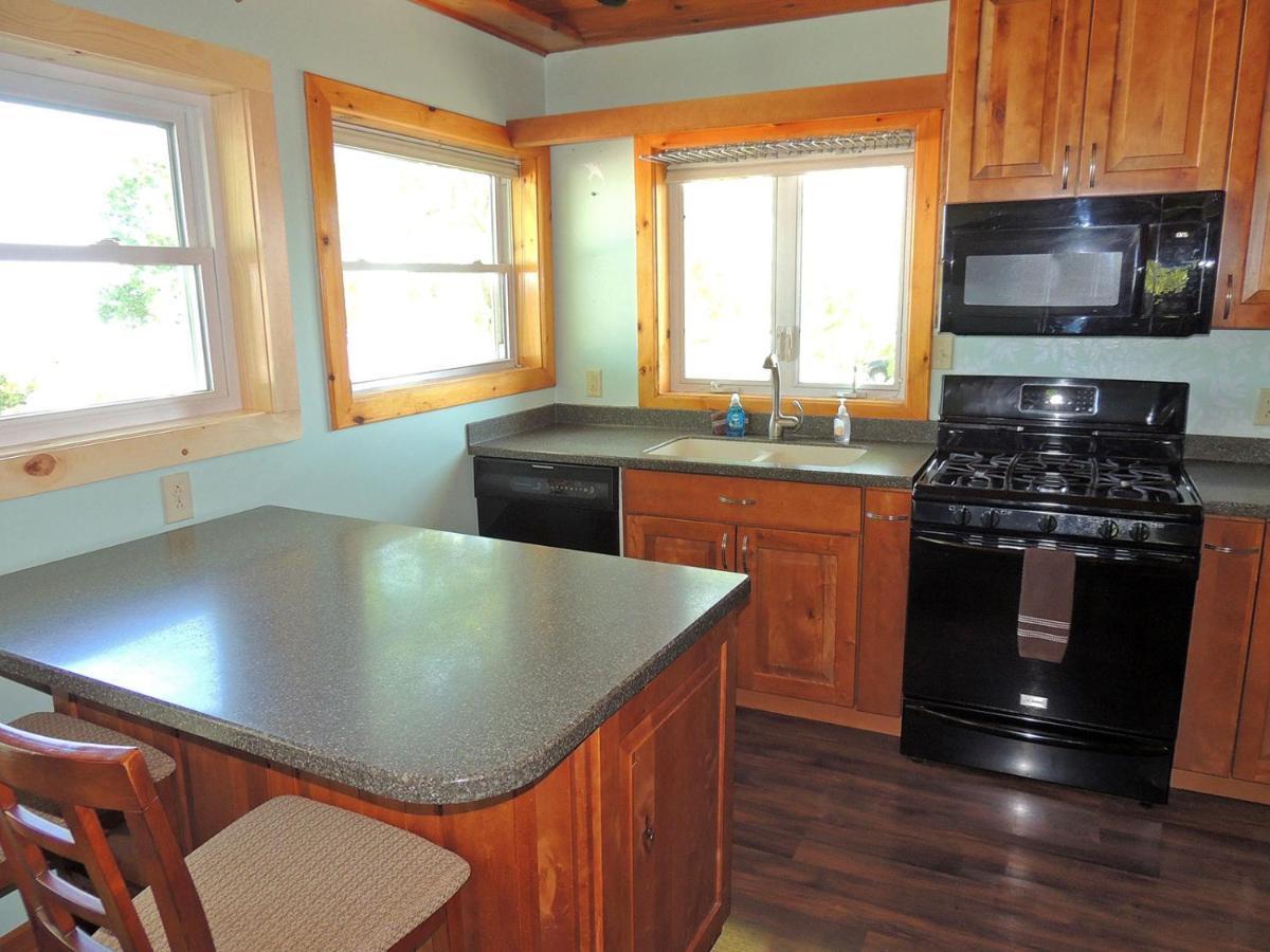Angel Rock Waterfront Cottages Cape Vincent Bagian luar foto
