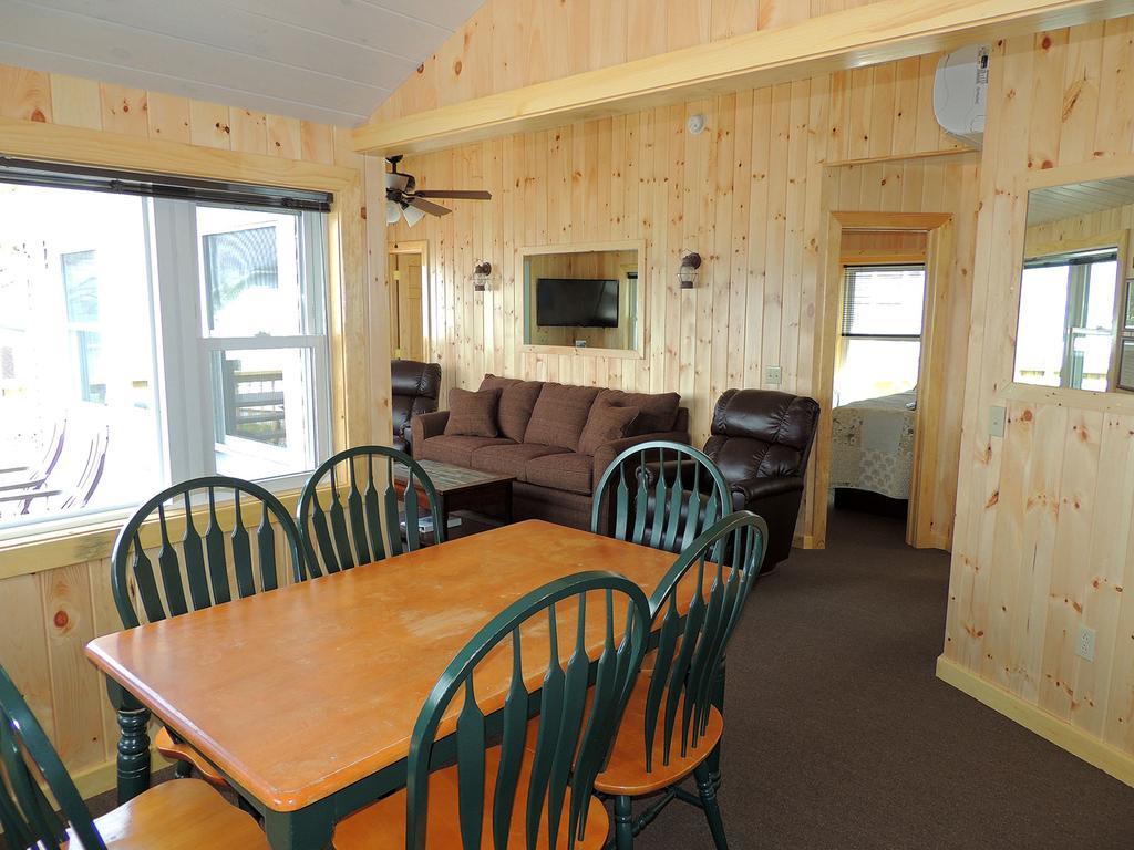 Angel Rock Waterfront Cottages Cape Vincent Bagian luar foto