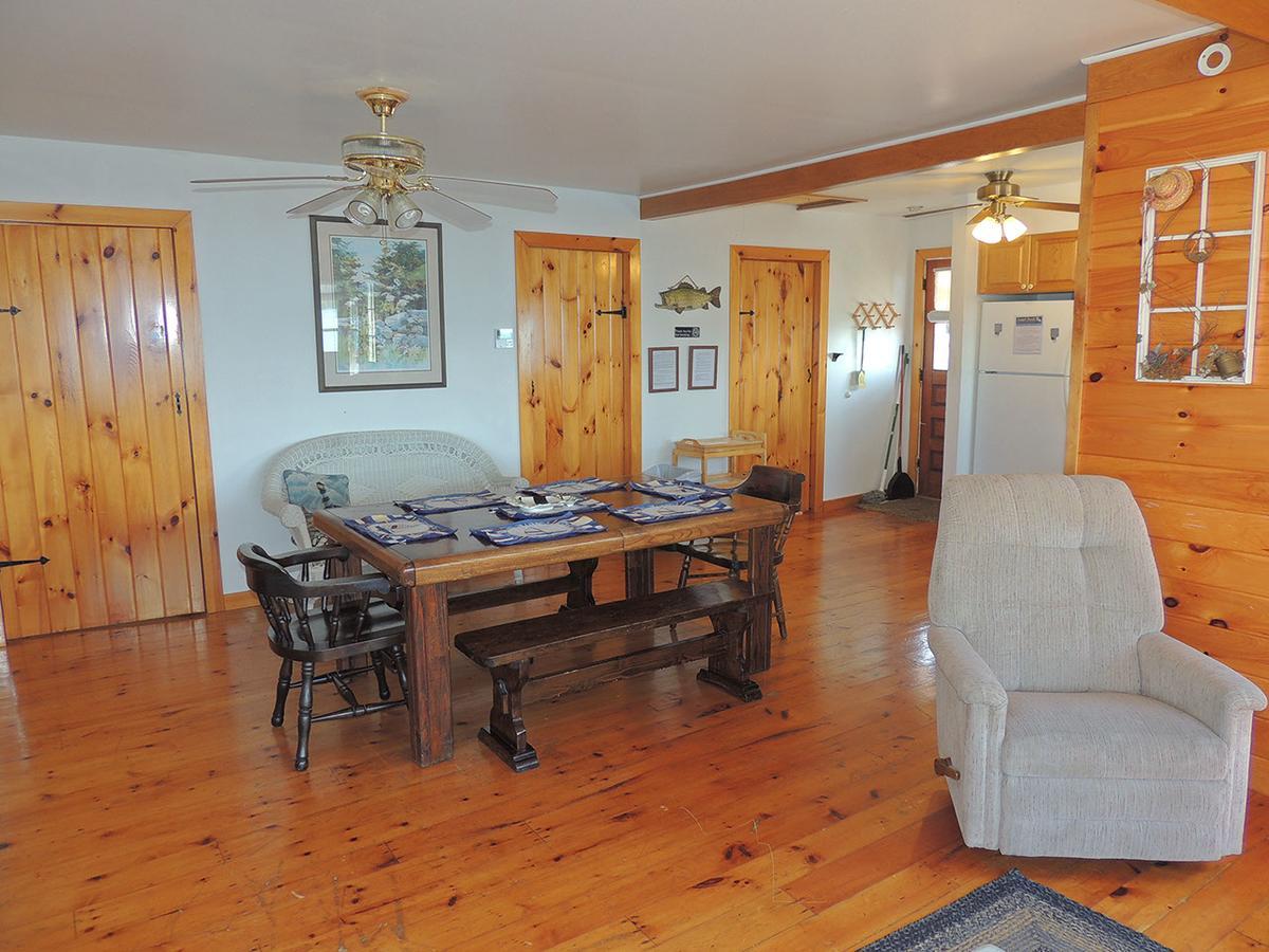 Angel Rock Waterfront Cottages Cape Vincent Bagian luar foto